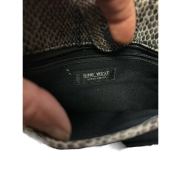 Nine West Snake Print Shoulder Bag Vintage 90’s 💕⭐️⭐️ - Picture 2 of 8